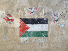 Des artistes inter­pellent Macron pour la recon­nais­sance d’un Etat pales­ti­nien – juin 2024